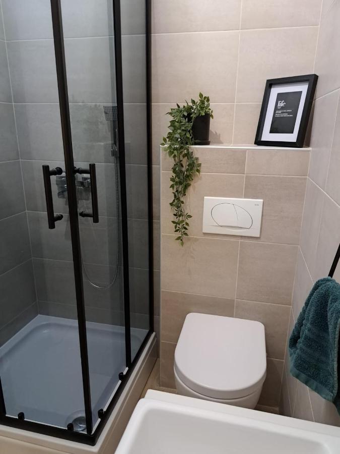 Ferienwohnung Studio Apartman Maris Zadar Exterior foto